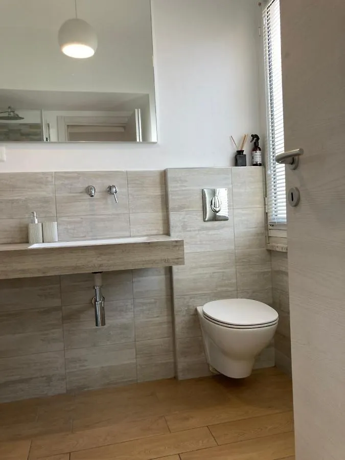 Apartment La Suite Di Via Mazzini Sarzana
