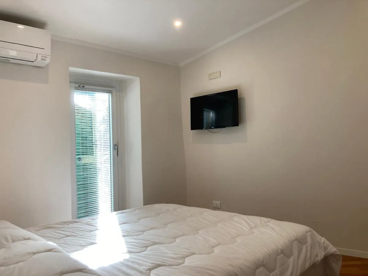 La Suite Di Via Mazzini Sarzana Apartment